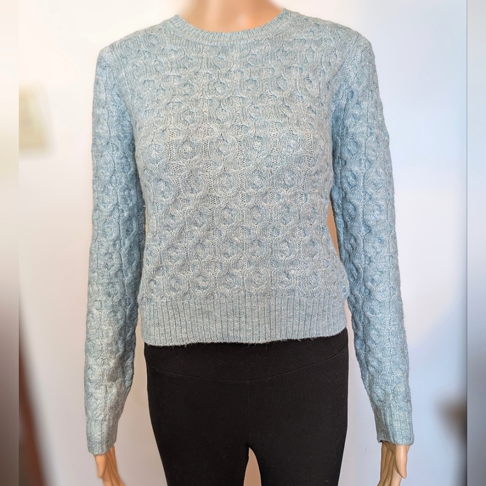 Woman's Knit Sweater